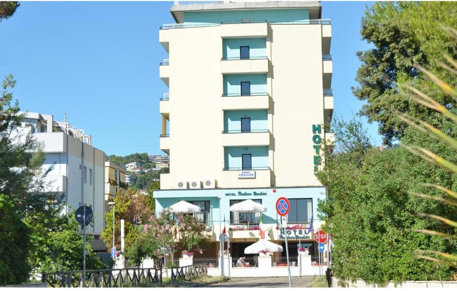 Hotel Excelsior Montesilvano Marina Eksteriør billede