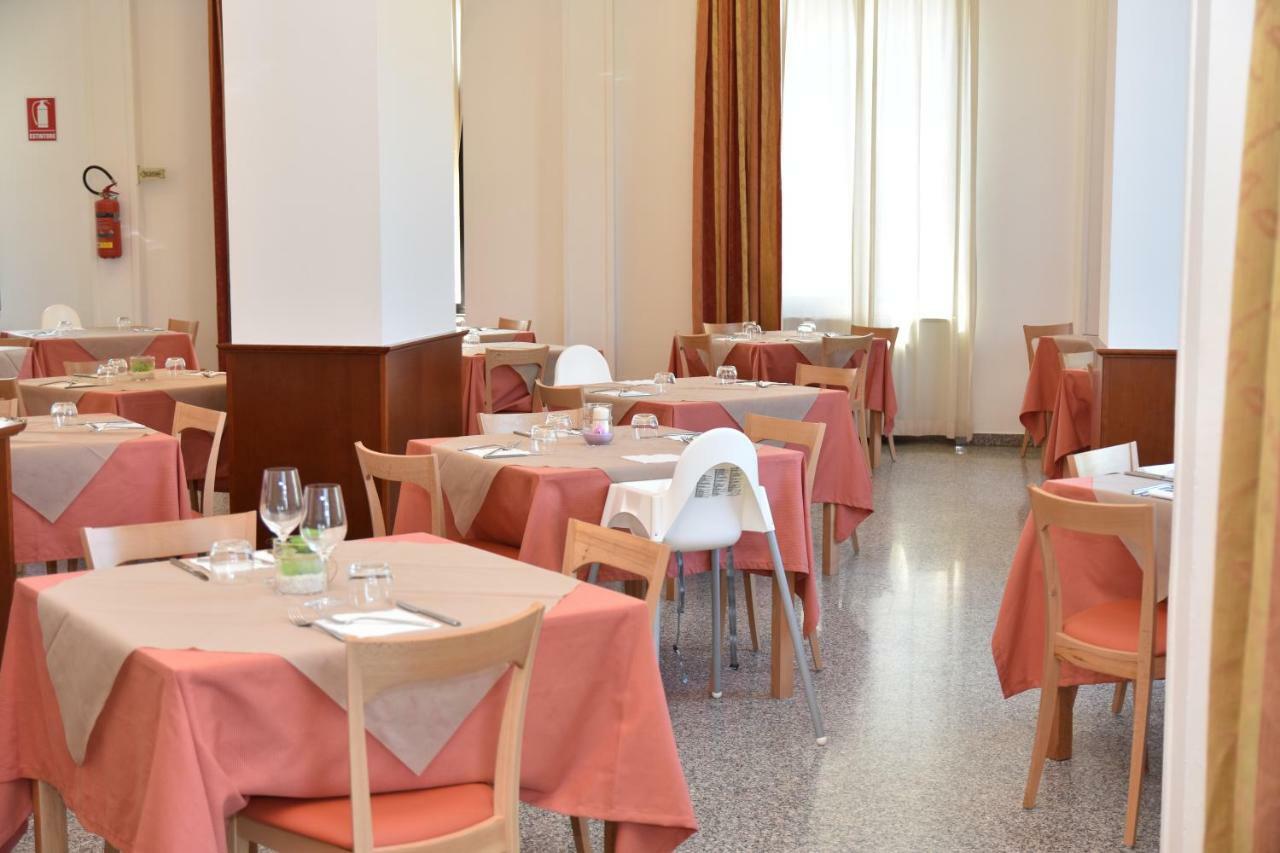 Hotel Excelsior Montesilvano Marina Eksteriør billede