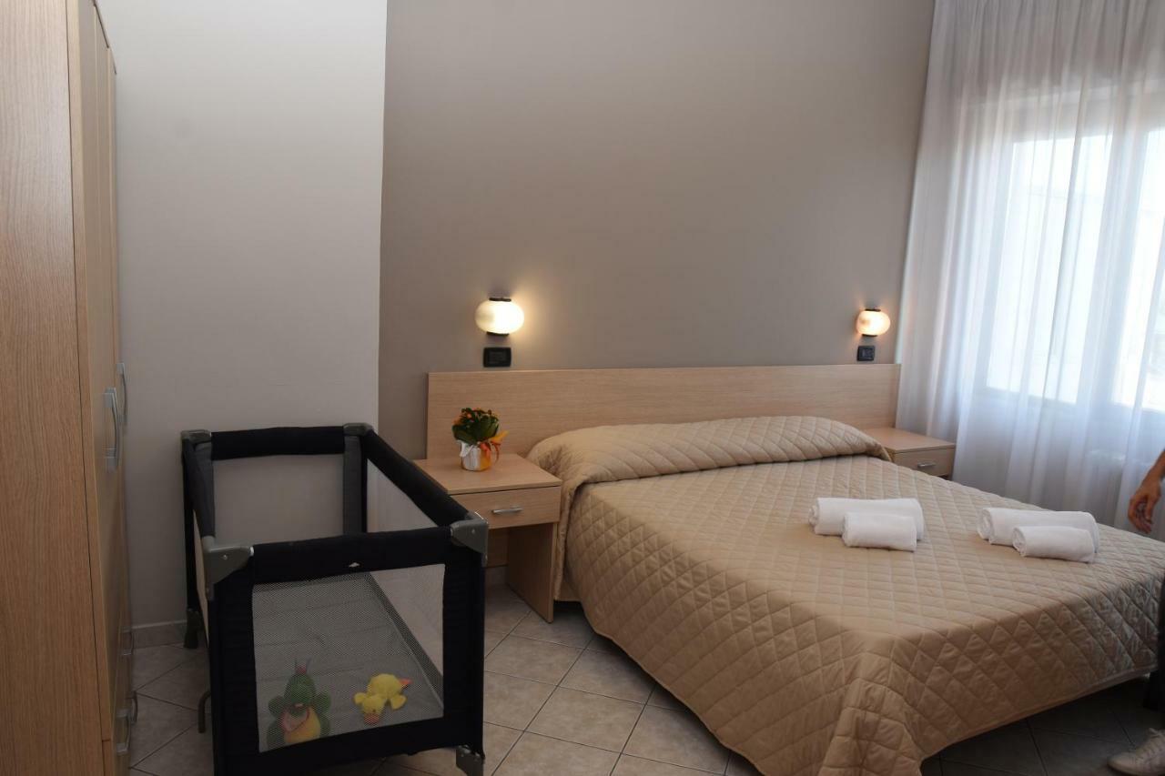 Hotel Excelsior Montesilvano Marina Eksteriør billede