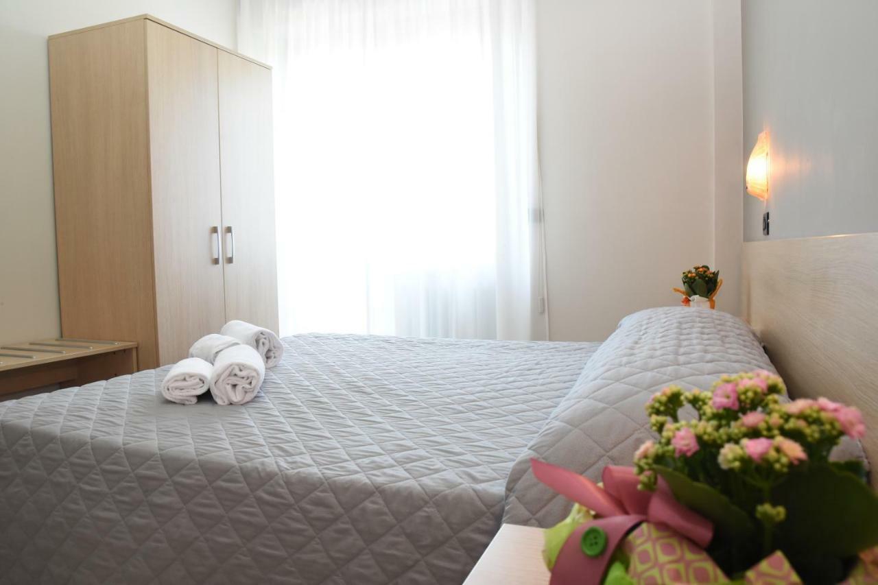 Hotel Excelsior Montesilvano Marina Eksteriør billede